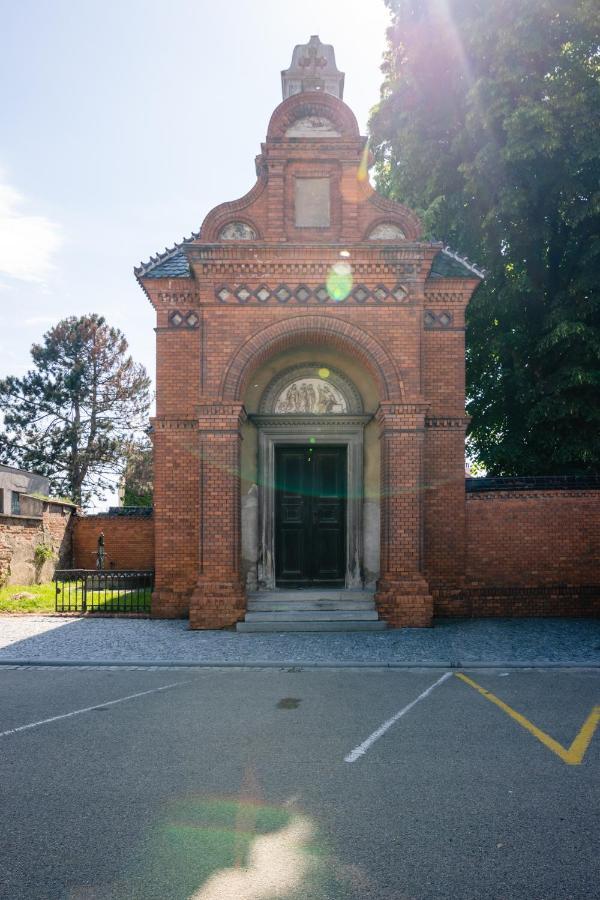 Penzion Alenka Valtice Buitenkant foto
