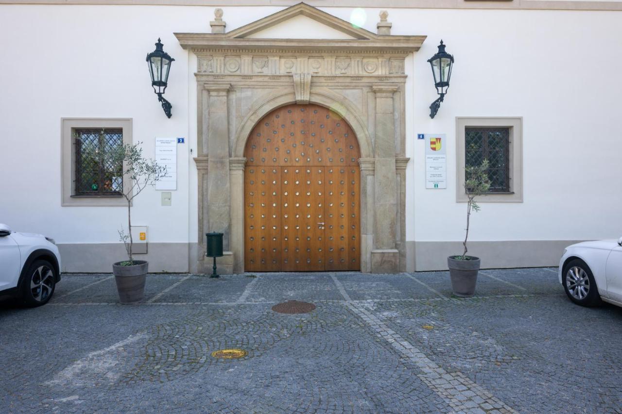 Penzion Alenka Valtice Buitenkant foto